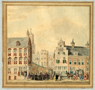 35939 Gezicht op de noordzijde van de Pausdam te Utrecht met de huizen aan weerszijden van Achter de Dom: links het ...